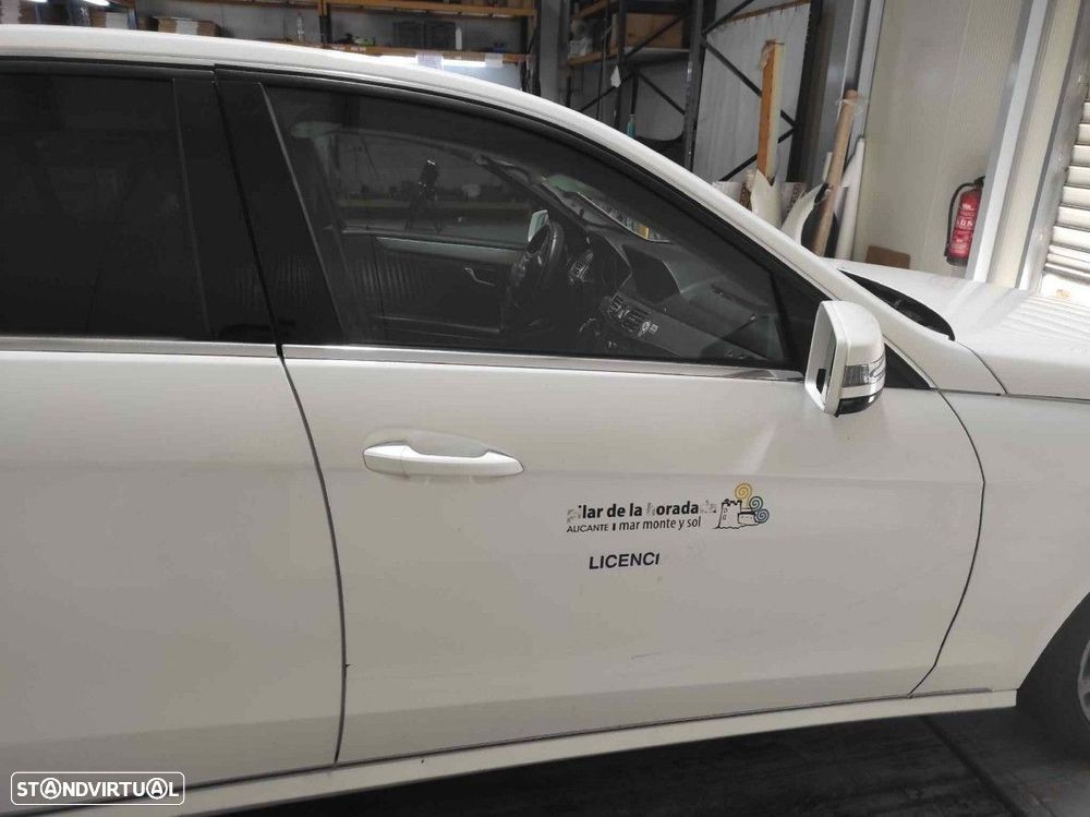 PORTA FRENTE DIREITA MERCEDES CLASE E (W212) LIM. E 200 BLUETEC (212.006) - 1