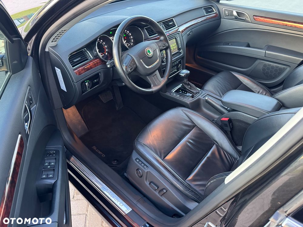 Skoda Superb 2.0 TDI DSG Exclusive - 7