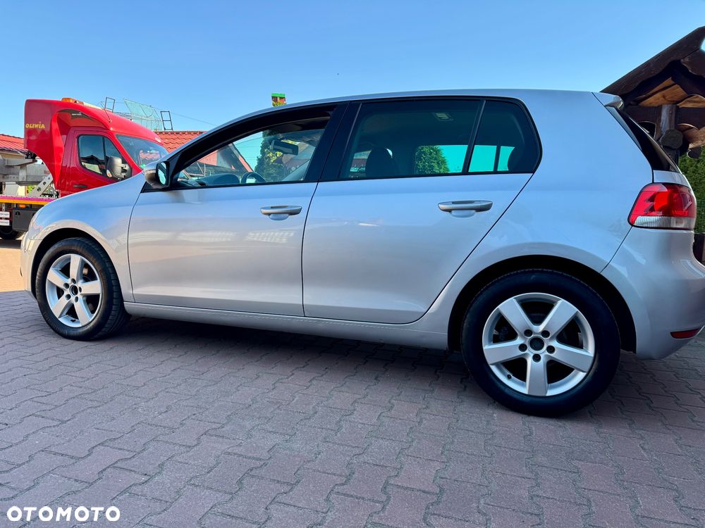 Volkswagen Golf - 17