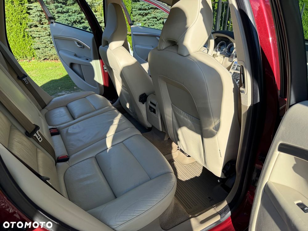Volvo V70 2.0 Momentum - 17