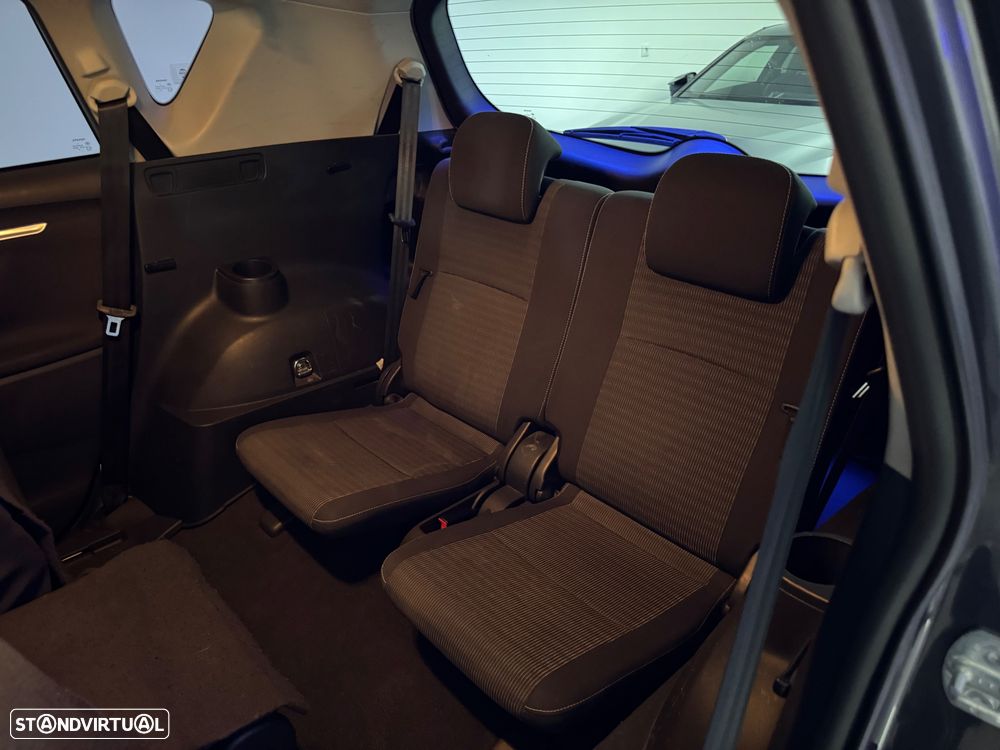 Toyota Verso 1.6 D-4D Exclusive - 17