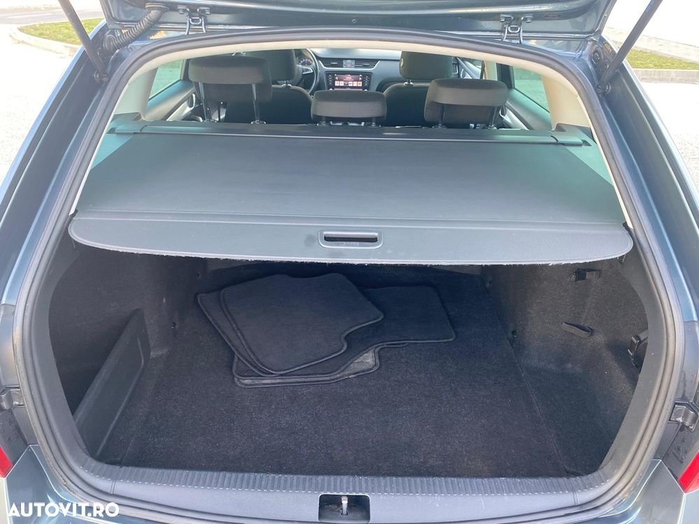 Skoda Octavia 2.0 TDI DSG Tour - 12