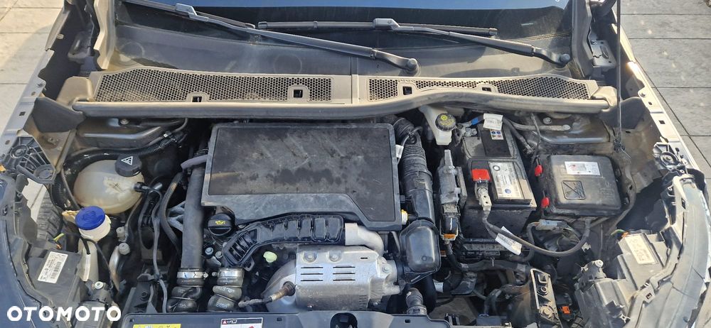 Peugeot 2008 PureTech 100 Allure - 8