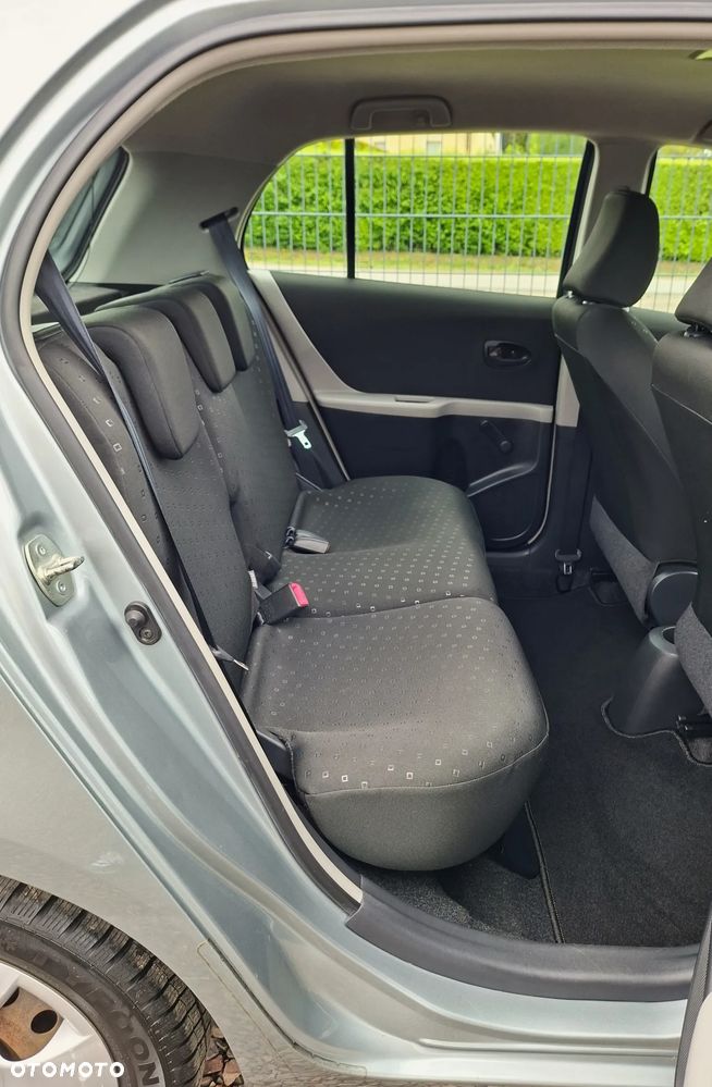 Toyota Yaris 1.0 VVT-i Luna - 11