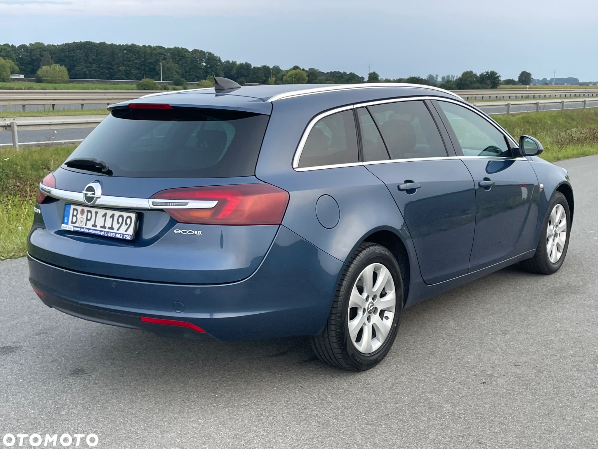 Opel Insignia 1.4 Turbo Sports Tourer ecoFLEXStart/Stop Business Innovation - 14