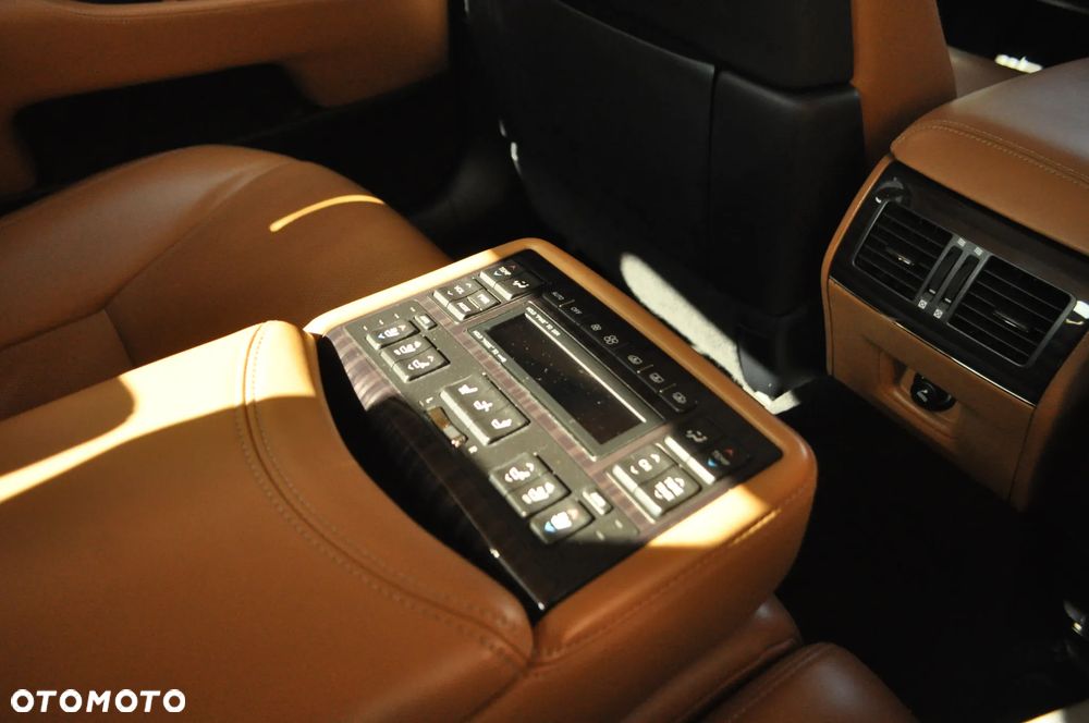 Lexus LS 460 Superior AWD EU6 - 13