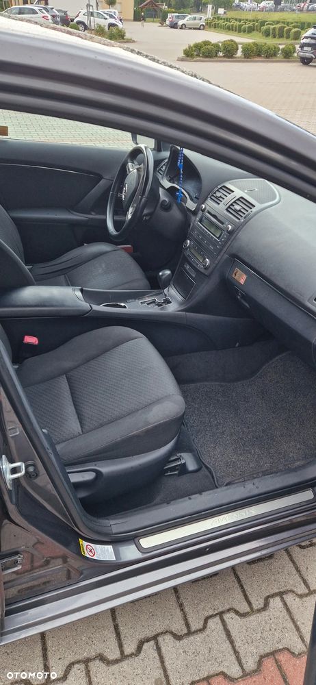 Toyota Avensis 2.0 Sol plus MS - 9