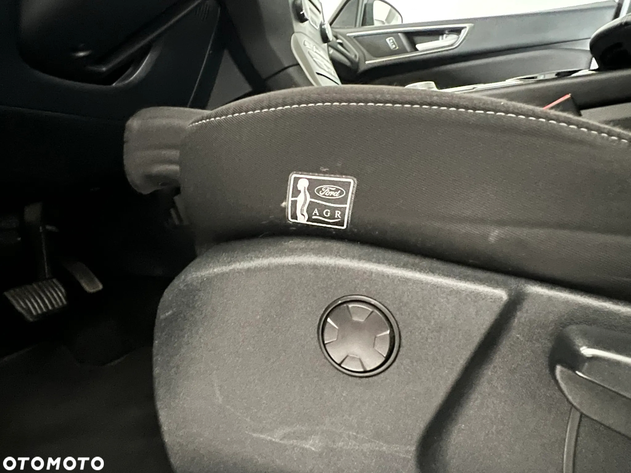 Ford S-Max 2.0 EcoBlue Titanium - 23