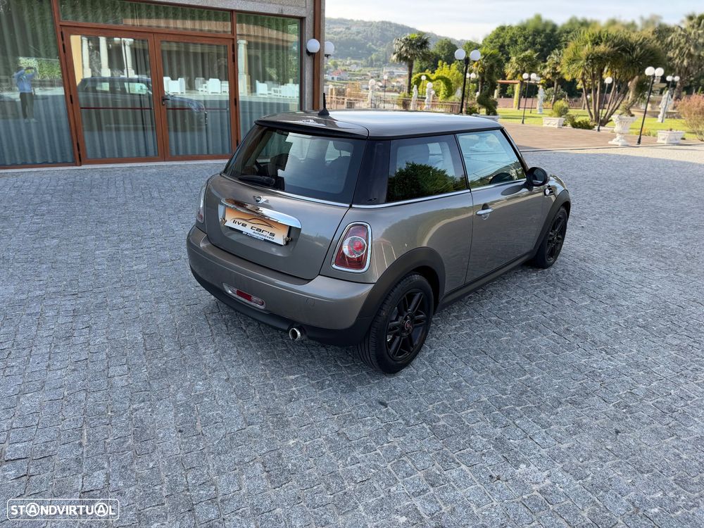 MINI 3 Portas Cooper D - 15