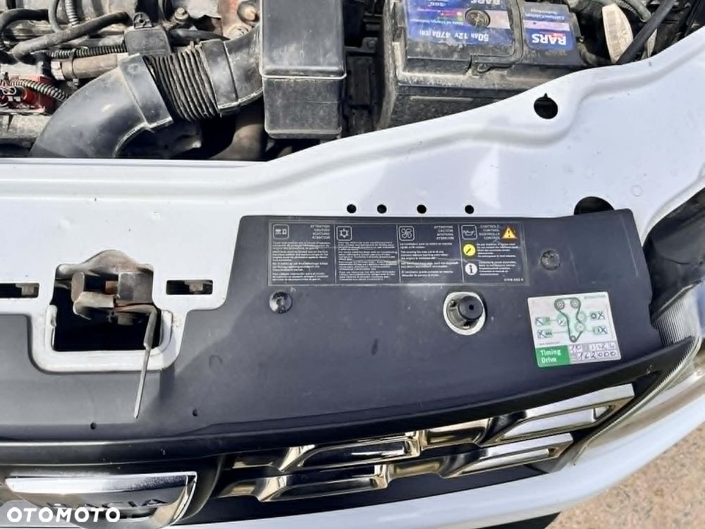 Dacia Duster 1.6 - 8