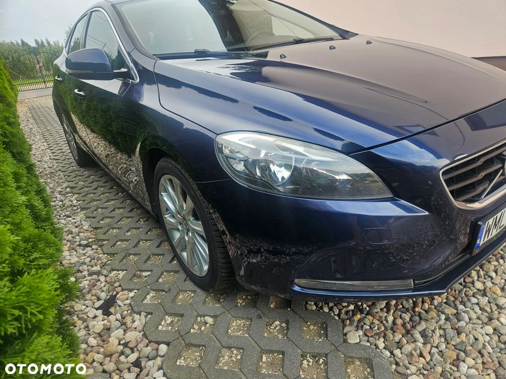 Volvo V40 D2 Momentum - 9