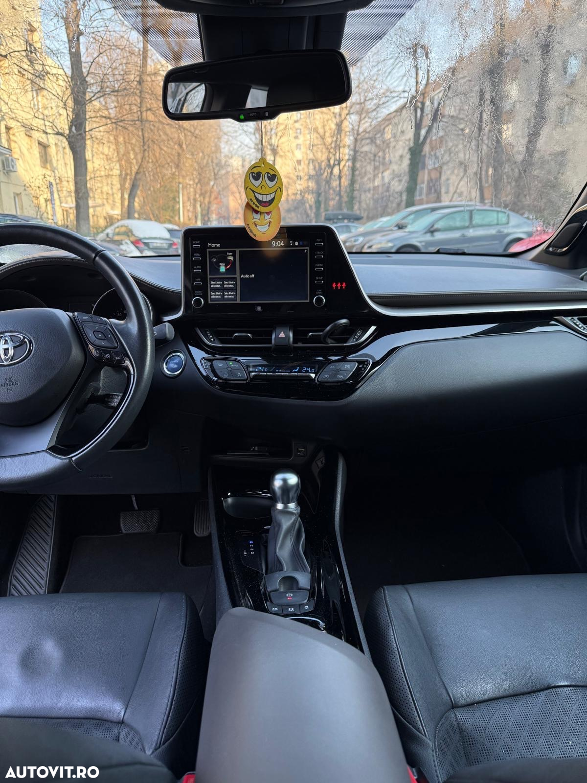 Toyota C-HR 2.0 HSD 184 CP 4x2 CVT Classy Bi-Tone - 10