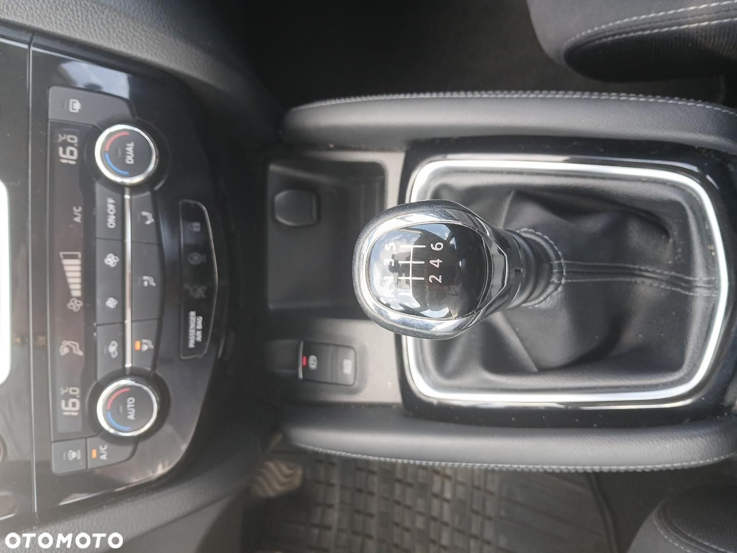Nissan Qashqai 1.2 DIG-T Tekna - 17