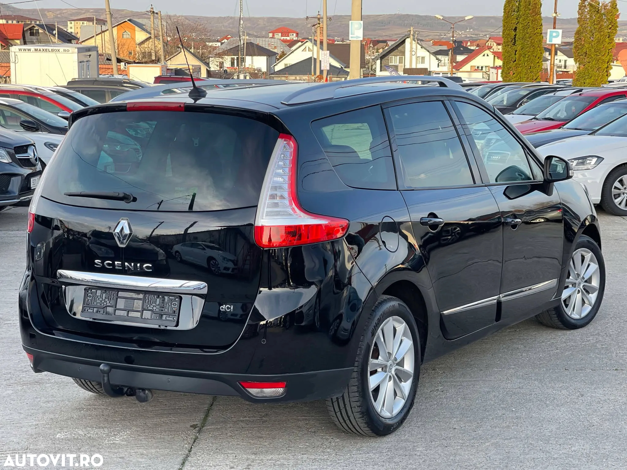 Renault Grand Scenic 1.6 dCi Stop&Start Energy Privilege - 8