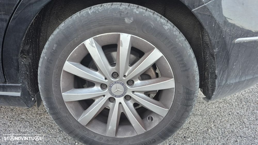 Mercedes-Benz B 180 BlueEfficiency - 11