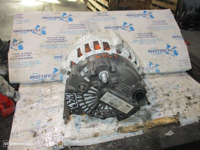 Alternador 04E903023K  VW GOLF 7 2013 1.2TSI 105CV 5P PRETO - 2