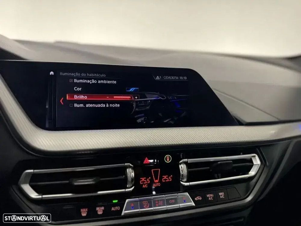 BMW 116 d Pack Desportivo M - 46