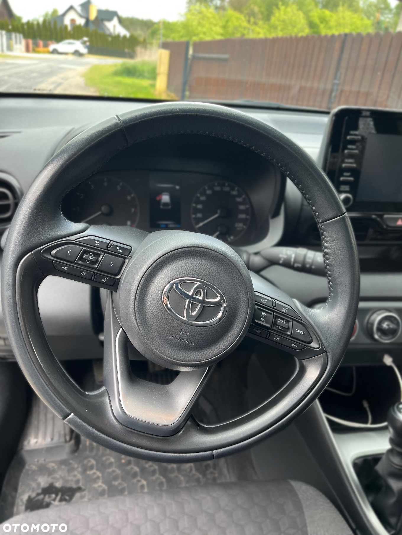 Toyota Yaris 1.5 Comfort - 6