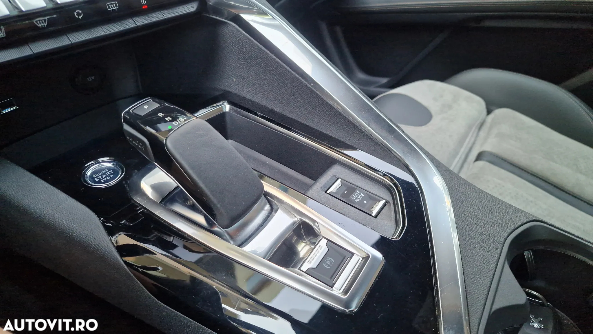 Peugeot 3008 PHEV EAT8 GT Pack - 15