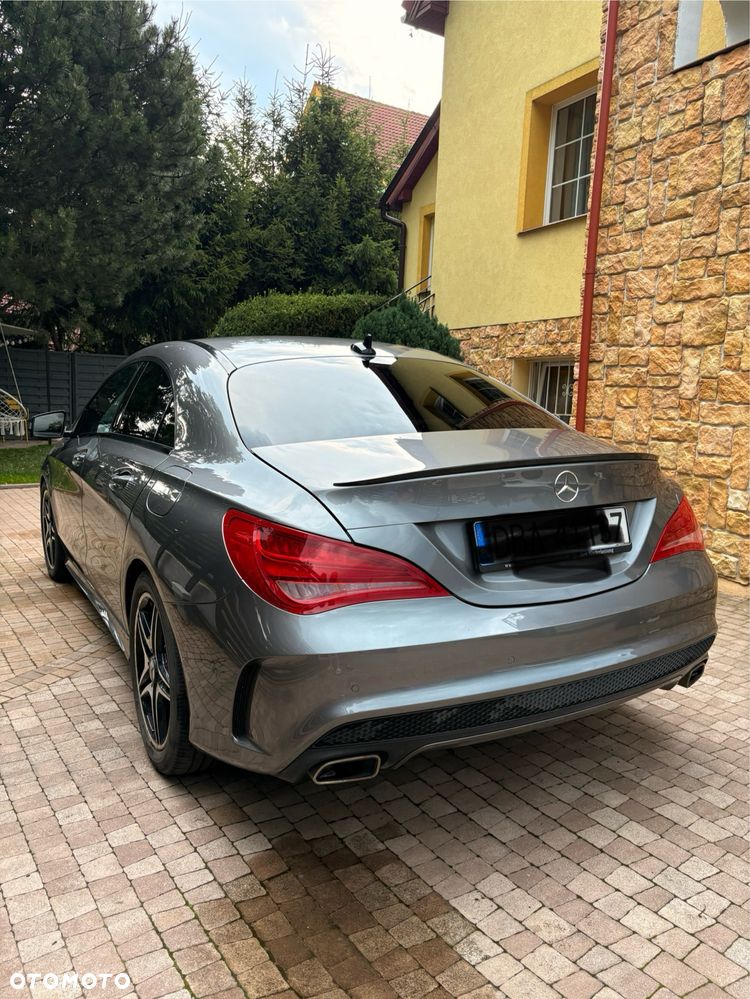 Mercedes-Benz CLA - 4