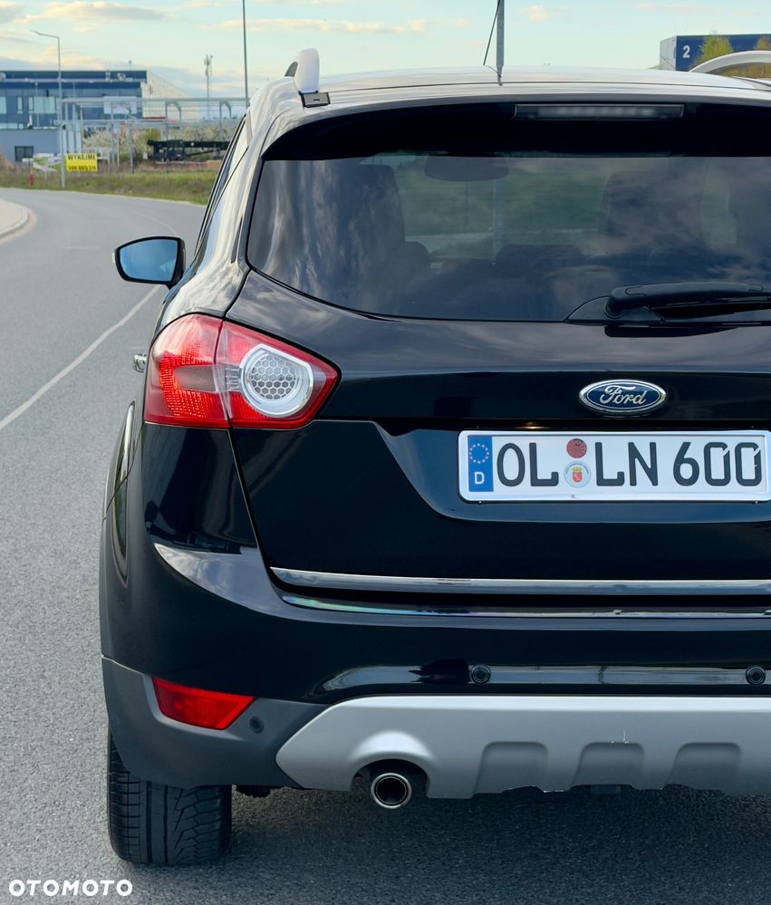 Ford Kuga 2.0 TDCi 4x4 Titanium - 39