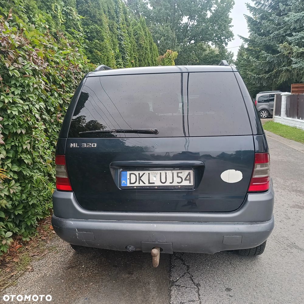 Mercedes-Benz ML - 7
