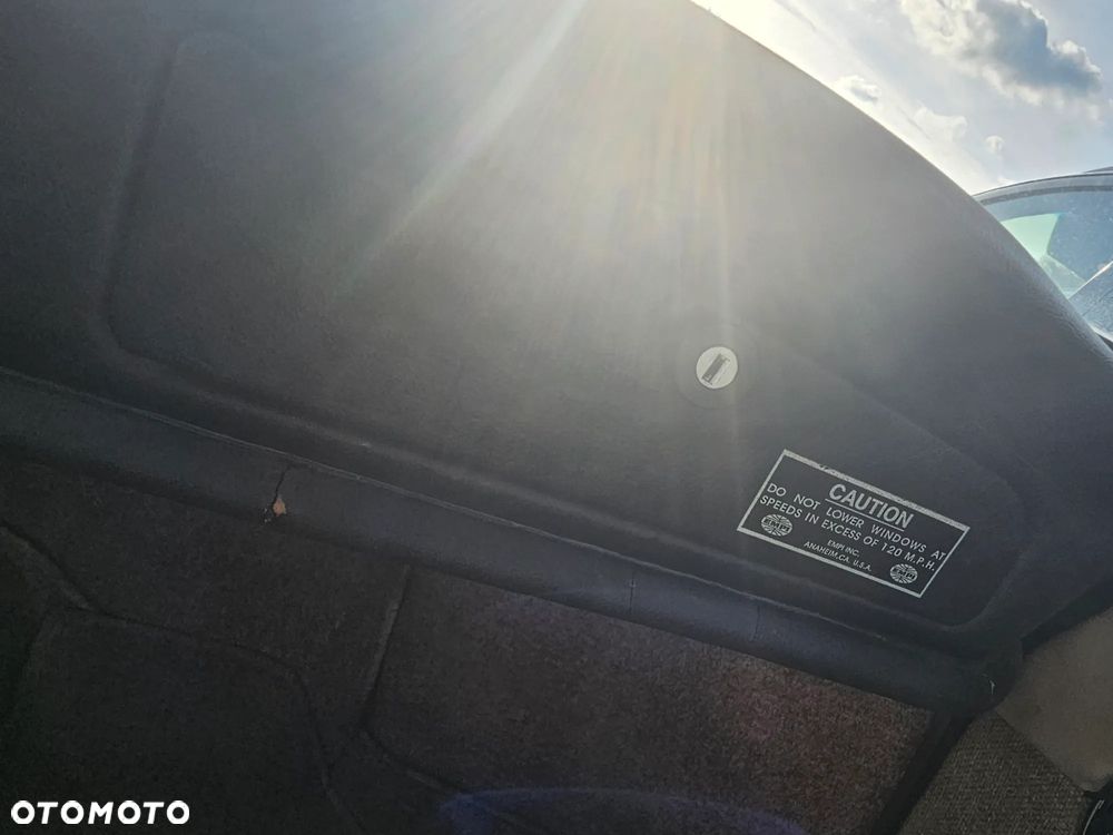 Volkswagen Karmann Ghia - 25