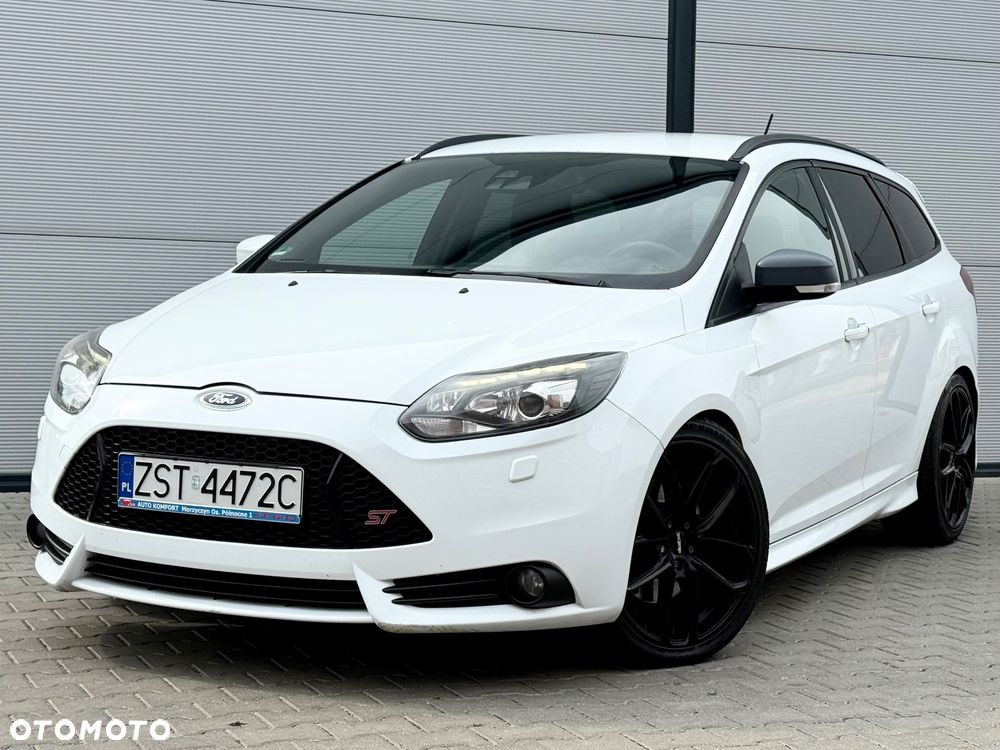 Ford Focus 2.0 EcoBoost ST mit Leder-Sport-Paket - 3