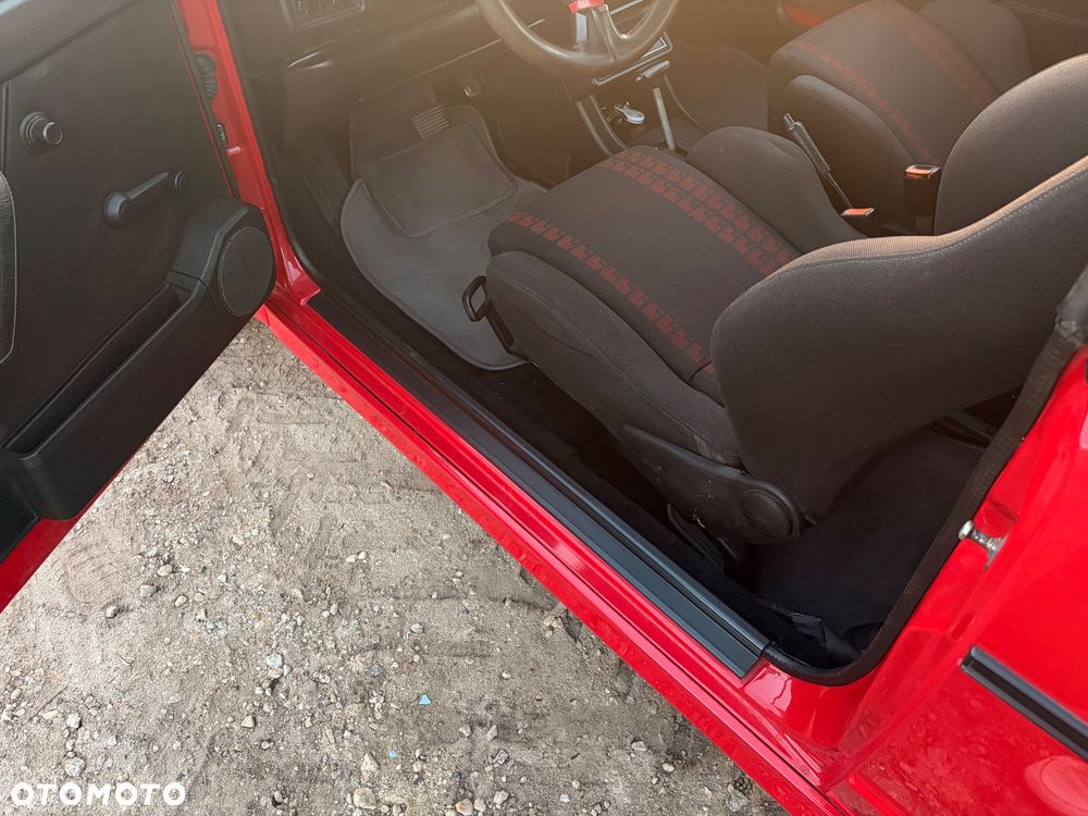 Volkswagen Golf - 9