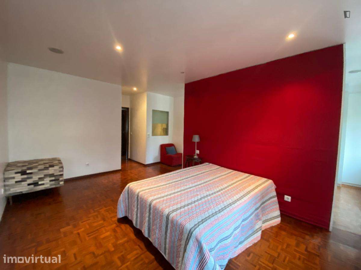 Apartamento com 4 quartos - localizado em Campolide Lisbon - Grande imagem: 5/46