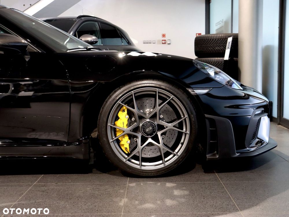 Porsche 718 Cayman GPF GT4 RS PDK - 14