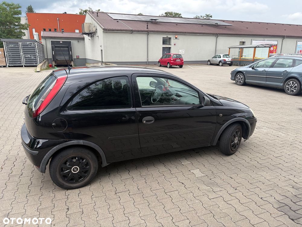 Opel Corsa 1.0 12V Cosmo - 4