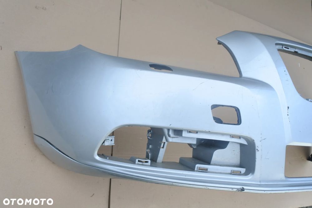 Volvo V70 III Zderzak - 2