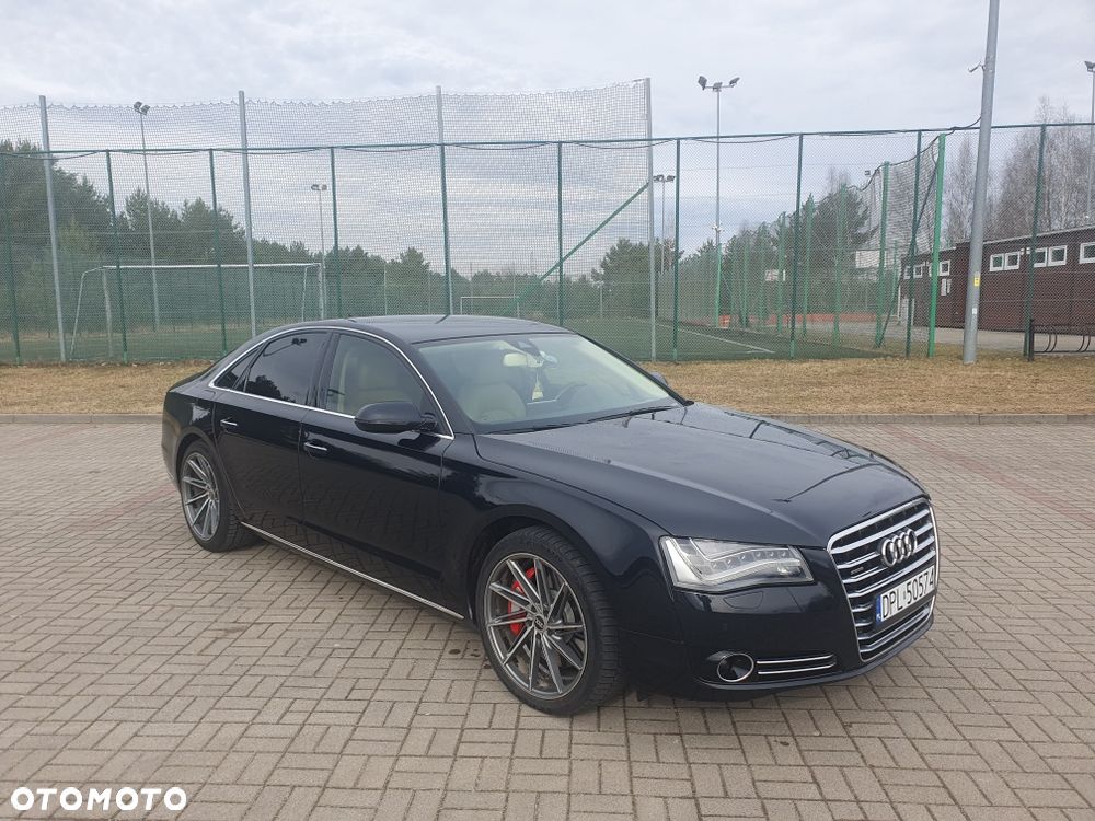 Audi A8 - 1