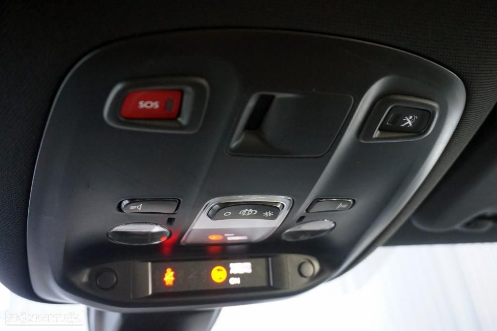 Peugeot 308 SW 1.2 PureTech GT Line - 24