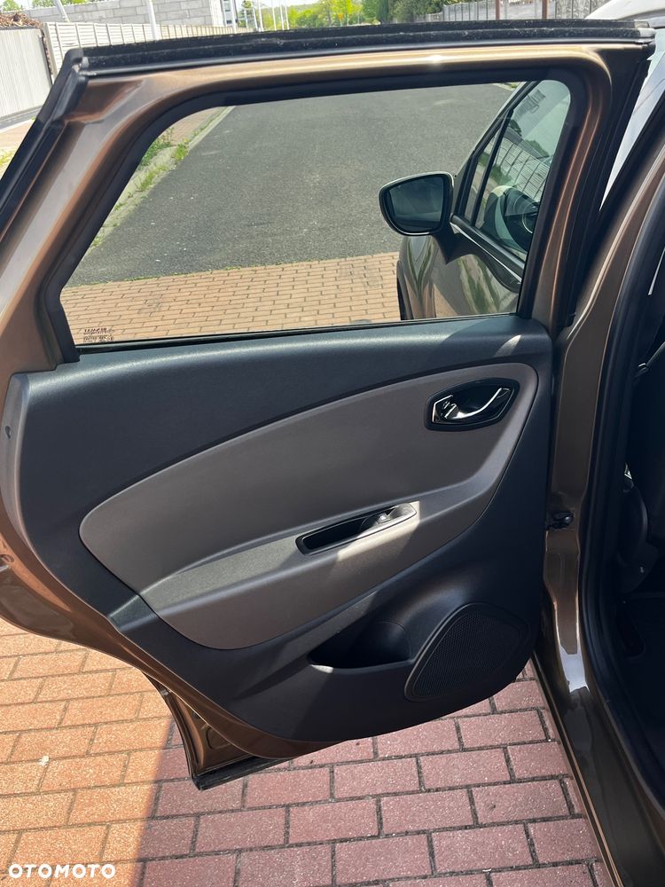 Renault Captur 1.5 dCi Energy XMOD - 12