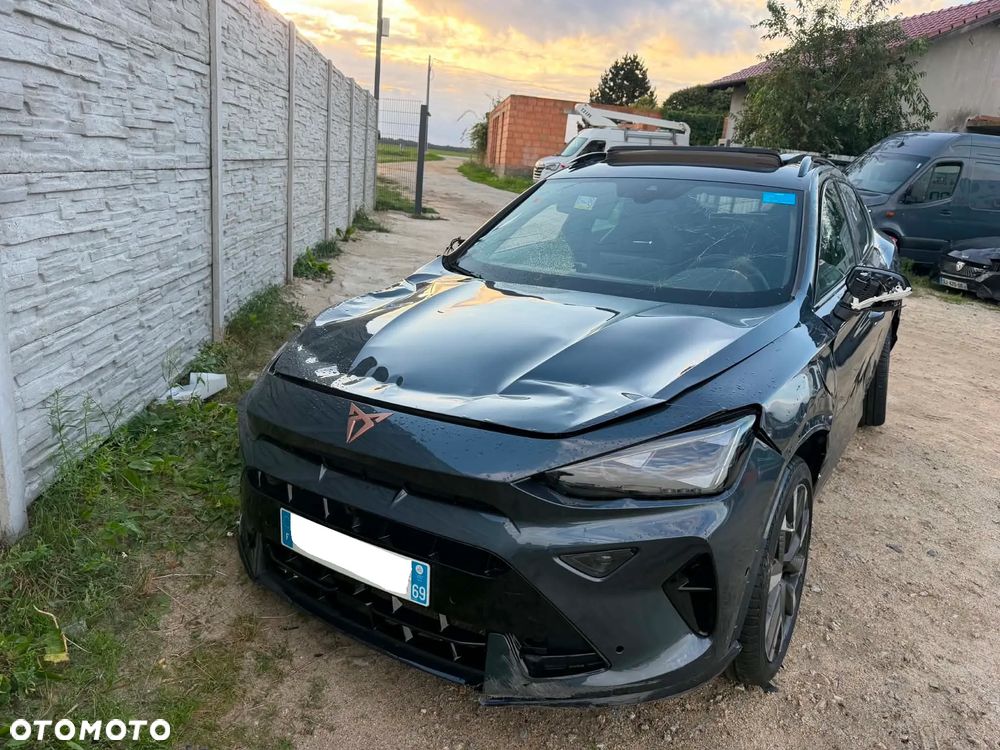 Cupra Formentor 1.5 e-Hybrid DSG VZ - 5