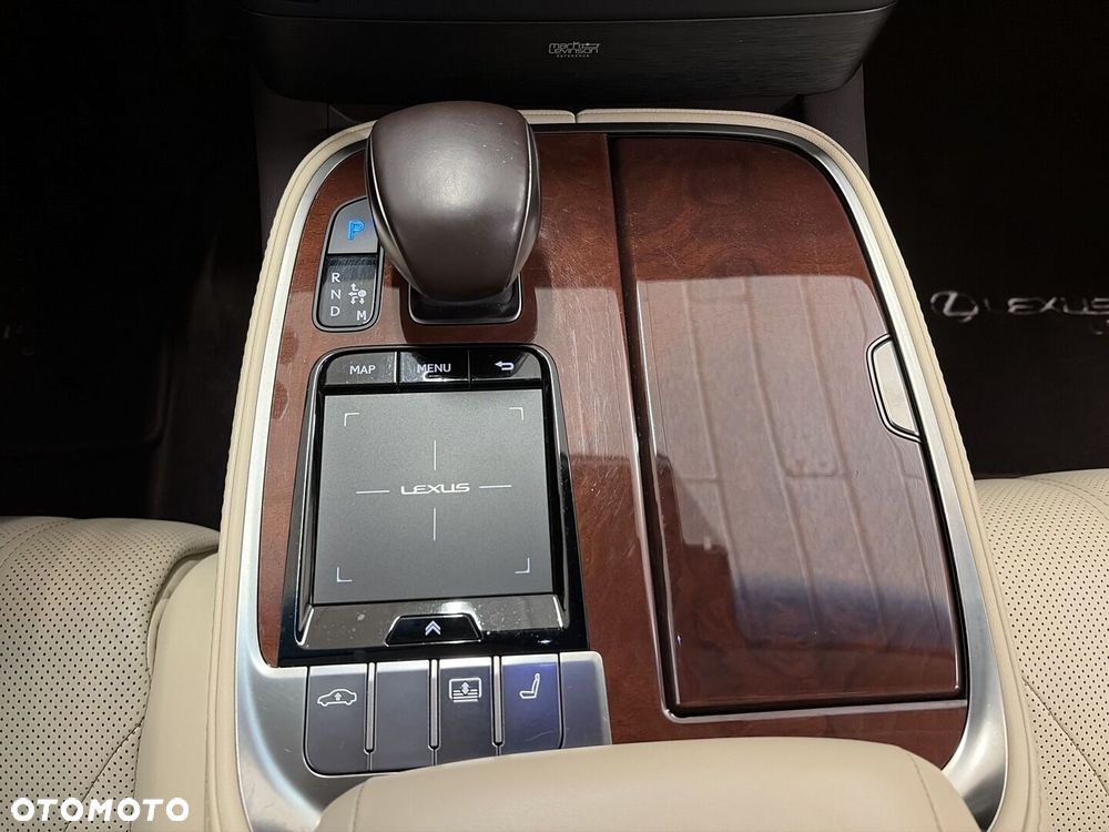 Lexus LS 500 Prestige AWD - 20