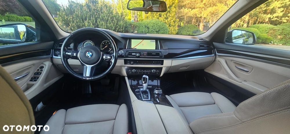 BMW Seria 5 520d xDrive Sport - 15