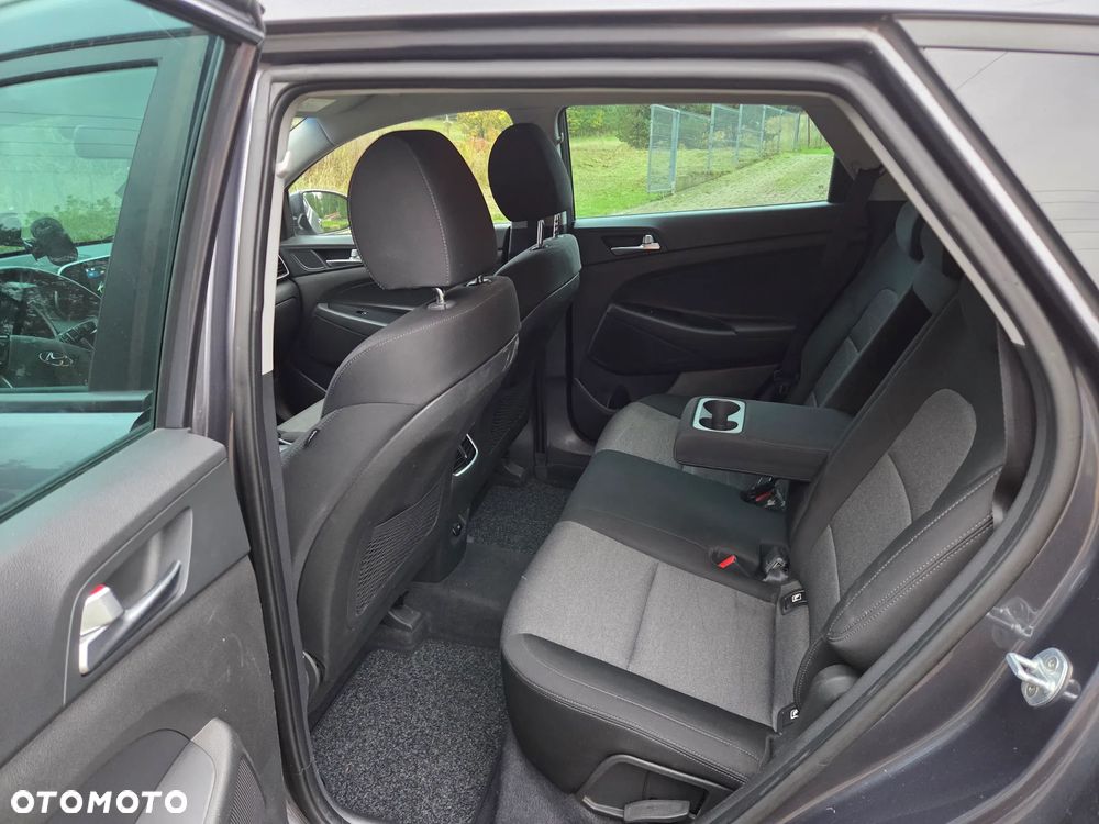 Hyundai Tucson 1.6 GDI BlueDrive Comfort 2WD - 30