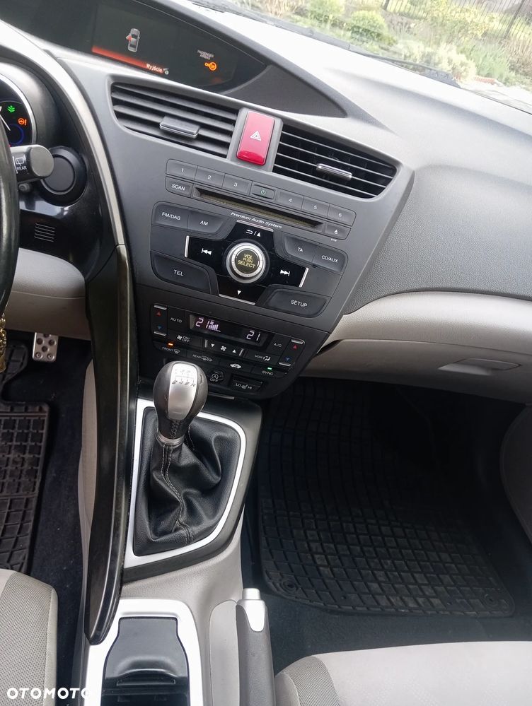 Honda Civic 1.6 i-DTEC Comfort Black Edition - 14