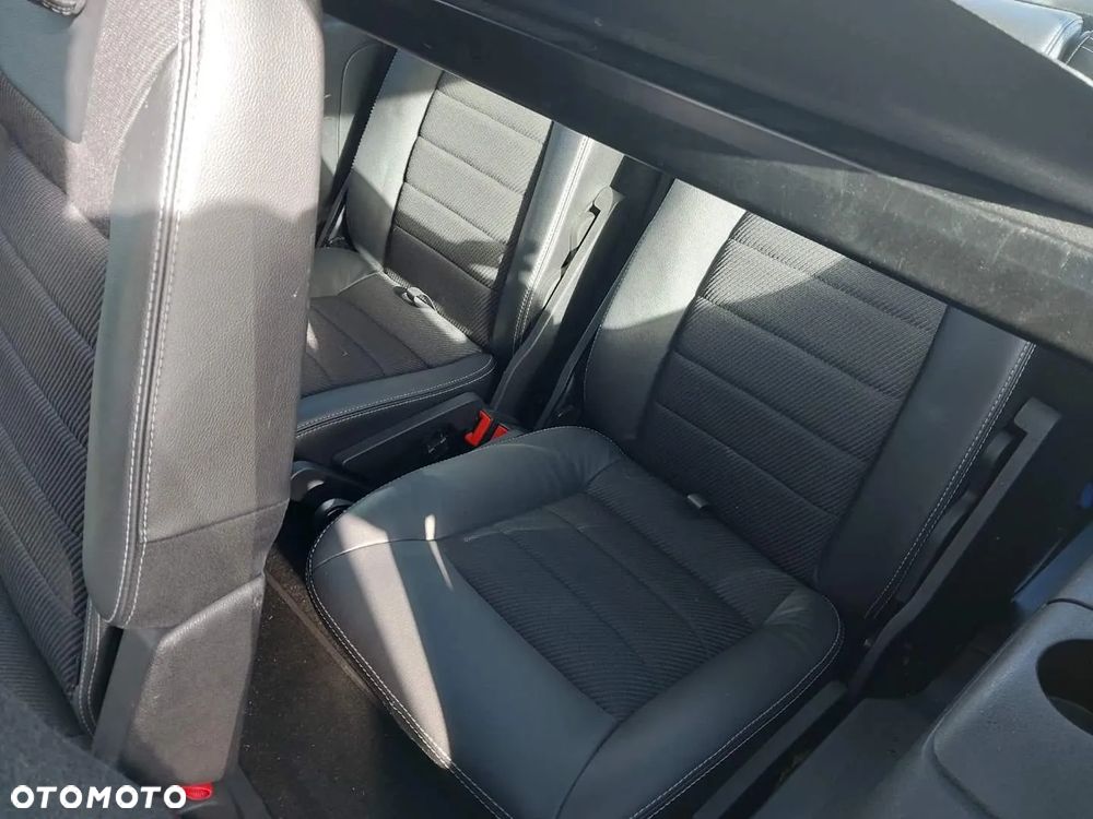 Ford S-Max 2.0 TDCi DPF Titanium X - 31