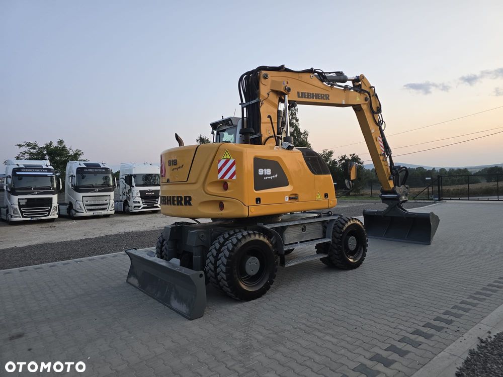 Liebherr / LIEBHERR 918 / COMPACT - 30