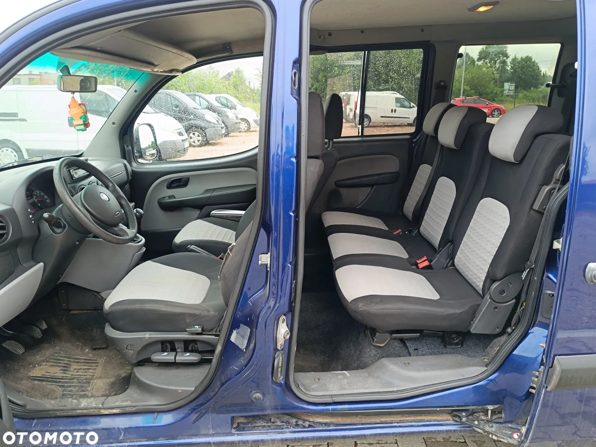 Fiat Doblo II 1.4 8V Family - 8