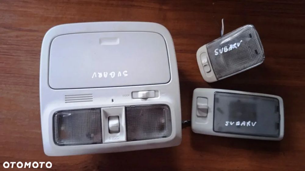 Oświetlenie kabiny Subaru Forester III - 1