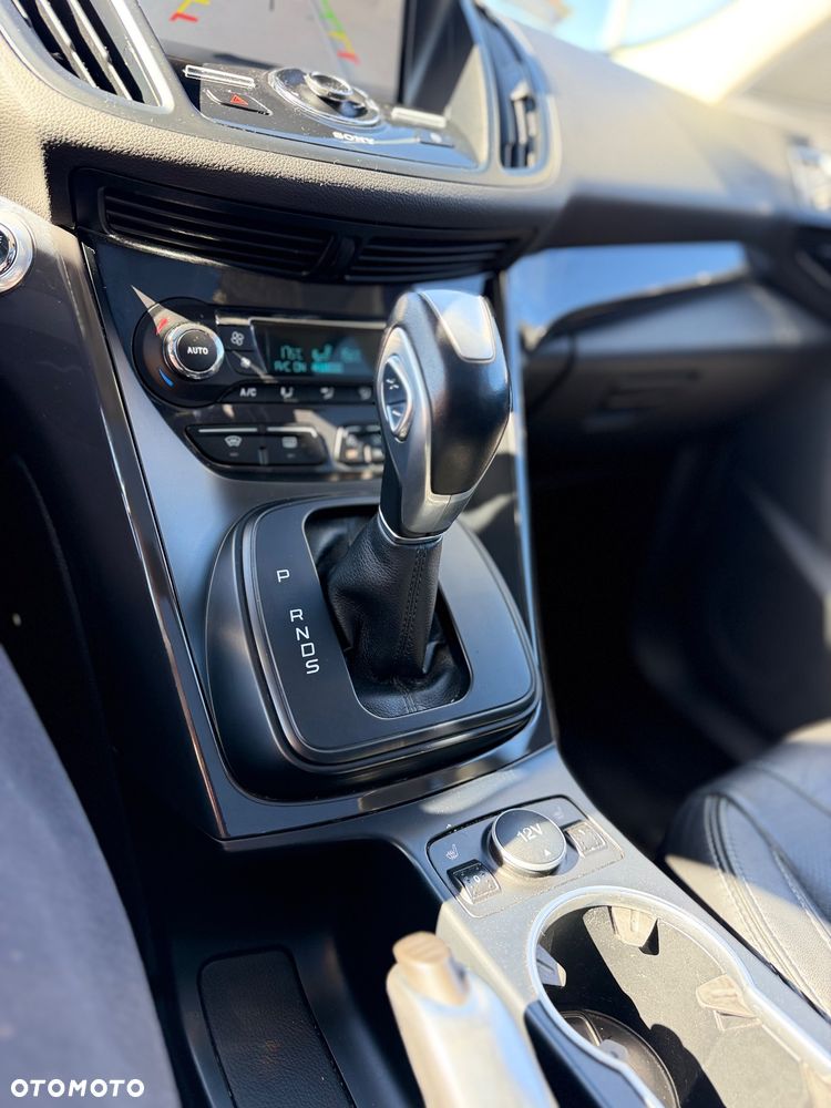 Ford Kuga - 22