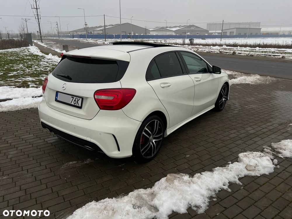 Mercedes-Benz Klasa A 220 CDI 7G-DCT AMG Line - 4
