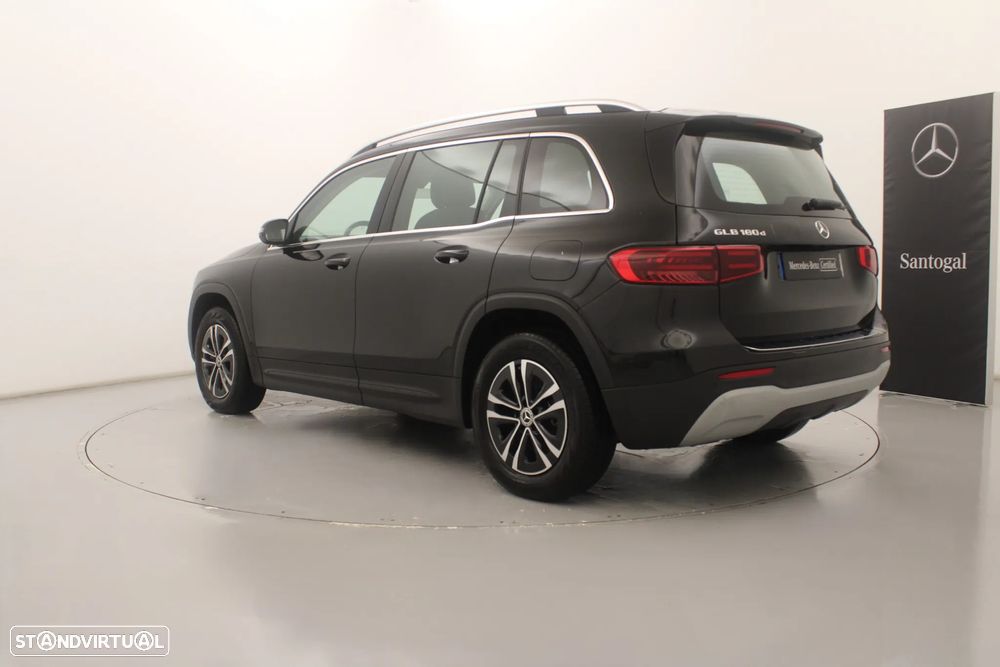 Mercedes-Benz GLB 180 d - 10