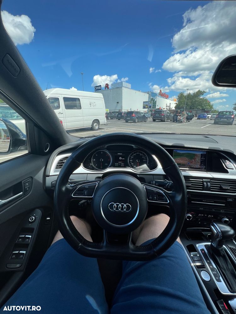 Audi A4 Avant 2.0 TDI quattro Stronic - 12