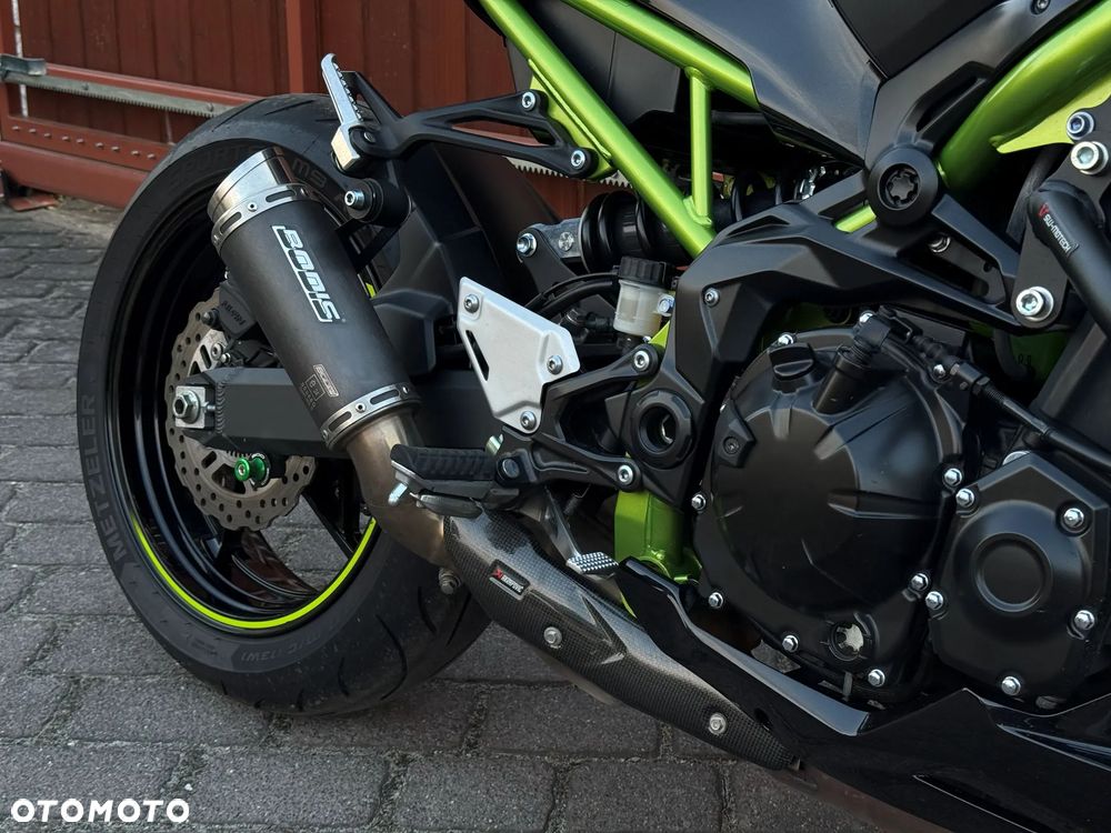 Kawasaki Z 900 - 10